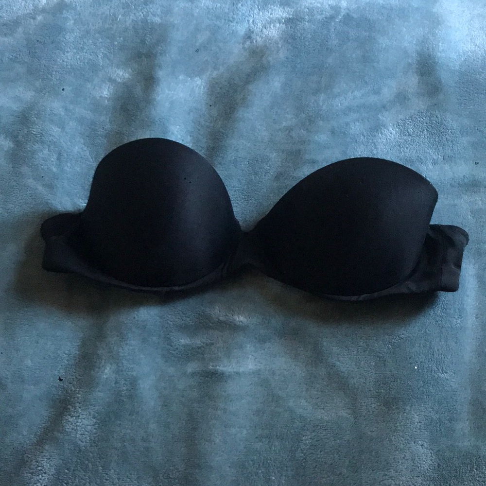 ‼️CLOSET CLOSING‼️VS Black Strapless Bra
